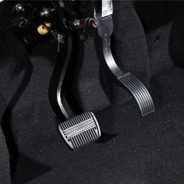 EV300 ELEKTRO-KABINENROLLER 4-RAD 45 KMH